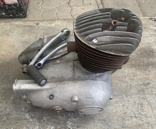 Motor ifa 125 - motor,