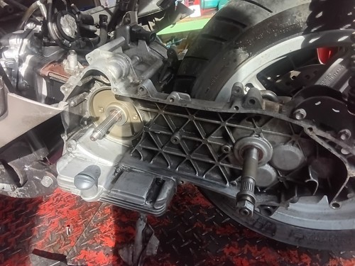 Aprilia atlantic 125 motor - aprilia,