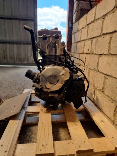 Honda motor cbr 600 pc35 - honda,