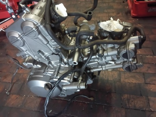 Suzuki dl650 strom motor - suzuki, v-strom